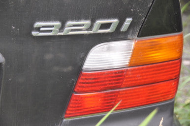 DISMANTLED - E36 FA20894 Sedan V FA20894 BMW E36 320i M50 AUTO BUILT JUNE 1984 Schwarz 2
