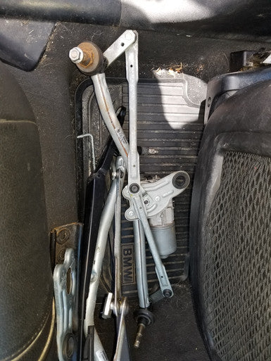 DISMANTLED - E83 WJ02534 SUV V WJ02534 BMW E83 X3 3.0si AUTO BUILT AUG 2007 Montego-blau Metallic