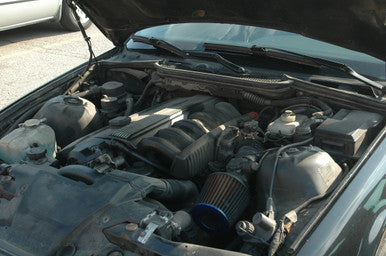 DISMANTLED - E36 AV64355 Sedan C BMW E36 328i M52 6 cyl Automatic VIN AV64355 April 1999