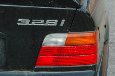 DISMANTLED - E36 AV64355 Sedan C BMW E36 328i M52 6 cyl Automatic VIN AV64355 April 1999