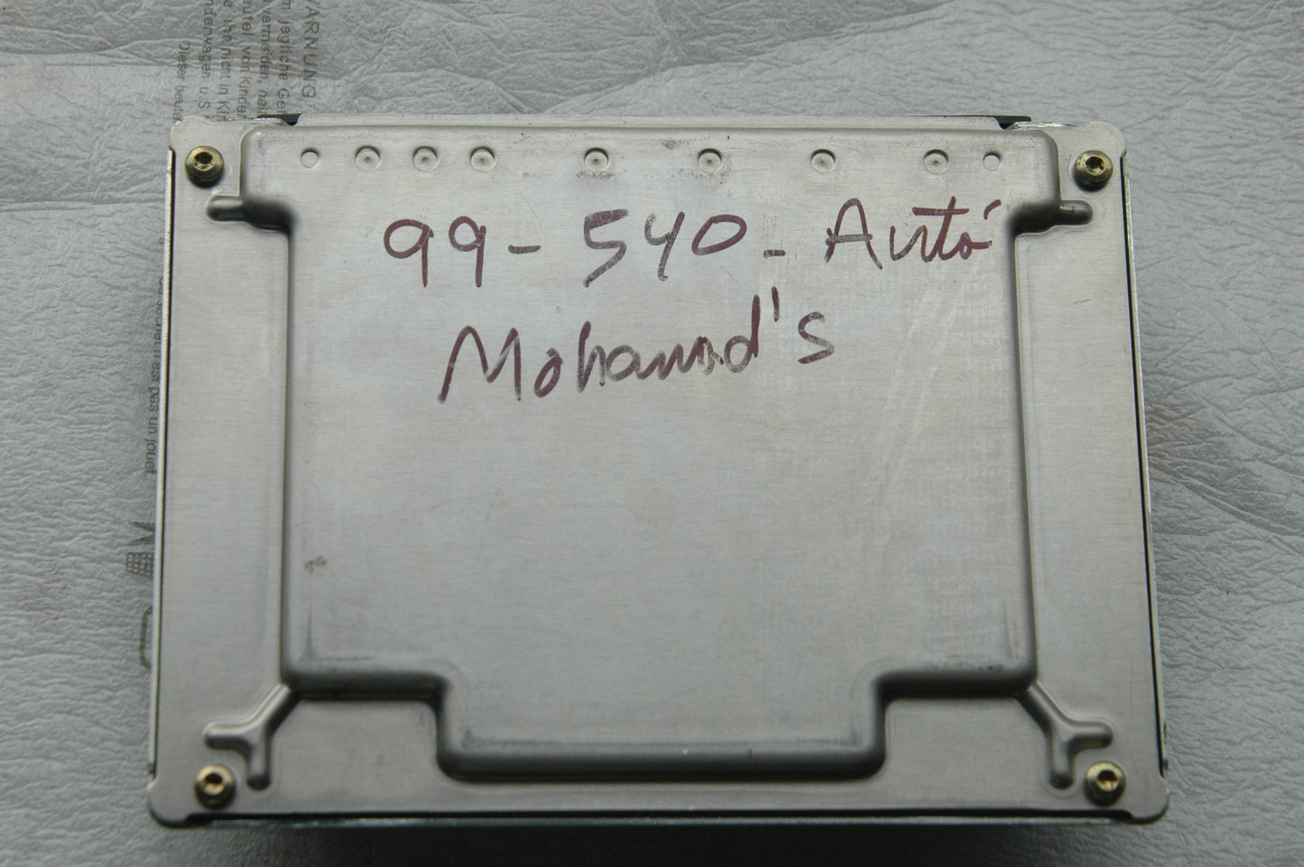 1) BOSCH 261204520 USED ECU Key EW BMW OEM e60 750i 7501290 990628 26RT5148 96628 7442 104 78 06145/20000 P22.0 29.08.00 1429894 7506348 7508250 EWS=3 STEUERGERAT 61.35*8387447 608377 UT HW 0 Euro All Parts