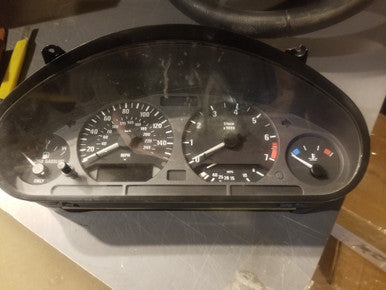 ORION -6 BMW 62118363758 OEM Used CLUSTER DASH USA VERSION - IN MILES / GALLONS PLUG & PLAY MOTO METER 62.11-8 363 758 ODO 117K MILES 0.263.301.770 FROM: 1998 318i M44 7000 RPM