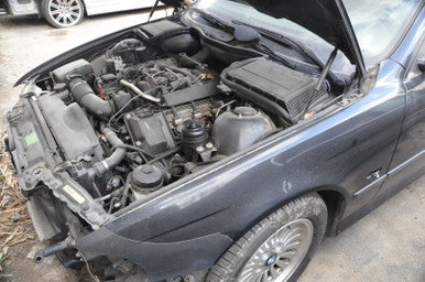 DISMANTLED- BMW e39 540i M Package Sedan April 2001 V8 M62 AUTO Black on Black GM72411 HIT Euro All Parts GM72411- B