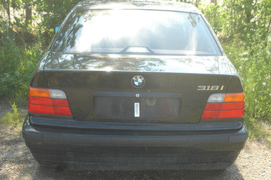 DISMANTLED - E36 LA02953 Sedan S BMW e36 318i BUILT Nov 1995 4 CYL M42 5 spd Black on Black LA02953