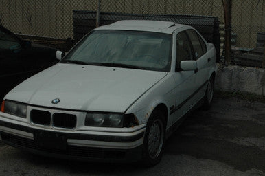 DISMANTLED - E36 LA10006 Sedan C BMW E36 318i M42 4 dr Jun 95 Automatic White LA10006