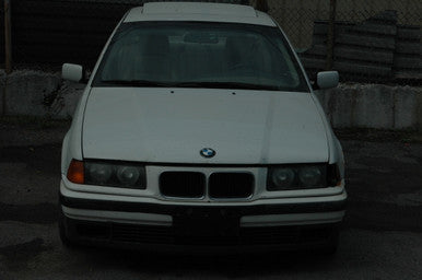 DISMANTLED - E36 LA10006 Sedan C BMW E36 318i M42 4 dr Jun 95 Automatic White LA10006
