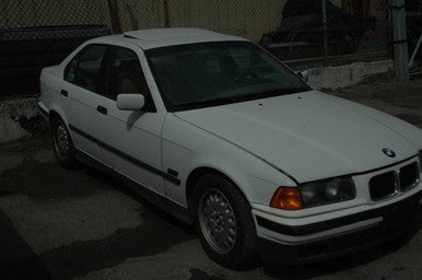 DISMANTLED - E36 LA10006 Sedan C BMW E36 318i M42 4 dr Jun 95 Automatic White LA10006