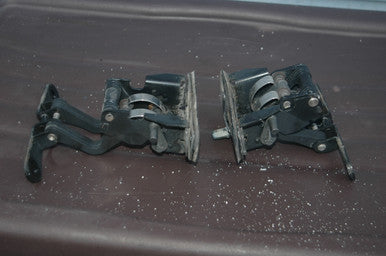 0) DH -8 MERCEDES-BENZ A2077500121 OEM Used HINGES (L&R pair) 1102003 A 207 750 01 21 A2077500121 FROM: SEPT 2003 E-CLASS COVERTIBLE BLUE AUTOMATIC