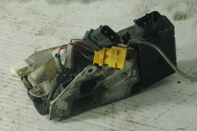 Special order- lilswavie : 1) DH -9 BMW 51211977114 OEM Used DOOR LOCK RIGHT FRONT TESTED ASSEMBLY Homop E 4890 DA From: E36 Fits: & other listed vehicles 50 Euro All Parts