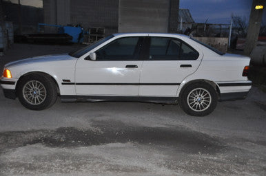 DISMANTLED - E36 LC70040 Sedan D BMW e36 318i M44 4 Cyl Automatic Built Dec 1995 LC70040 White on Black