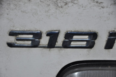DISMANTLED - E36 LC70040 Sedan D BMW e36 318i M44 4 Cyl Automatic Built Dec 1995 LC70040 White on Black