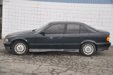 DISMANTLED - E36 FA20711 Sedan V BMW e36 320i M50 6 cyl Auto Built Dec 1993 FA20711 Dunkelgrun II Black