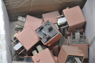 0) BMW OEM 12631742690 USED RELAY 530i 4 E60 Euro All Parts