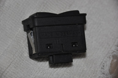 0) 33 DH BMW 8368974 61318368974 61-31-8-368-974 Window Switch E38 E39 Euro All Parts