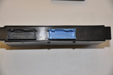 0) BMW OEM 106818 10 USED JUNCTION BOX E70 X5 E71 X6 21 10 8 61359187536 1 61359187535 1 H1 LEAR PL2 JBBFE Euro All Parts