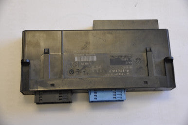 0) BMW OEM 106818 10 USED JUNCTION BOX E70 X5 E71 X6 21 10 8 61359187536 1 61359187535 1 H1 LEAR PL2 JBBFE Euro All Parts