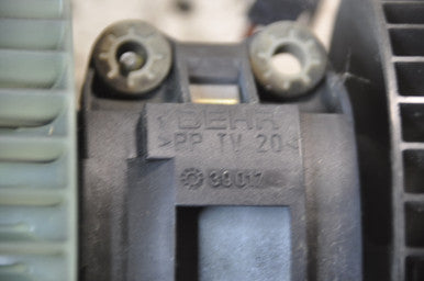 0) 23 DD BMW 64118372797 BLOWER MOTOR BEHR 39017 1999 E46 323i & OTHER LISTED VEHICLES Euro All Parts
