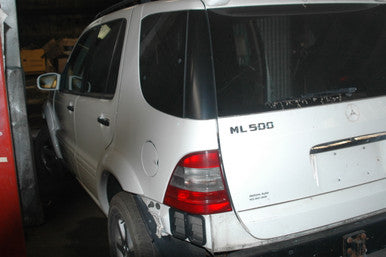 Mercedes-Benz ML500 4x4 5L V8 5dr SUV Alabaster White US Built 2002