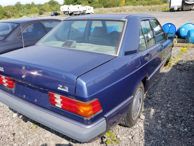 DISMANTLED - W201 G018227 V G018227 Mercedes-Benz C-class 190E W201 1993