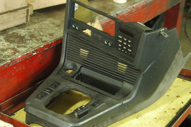 DISMANTLED BMW e24 633CSi Coupe Feb 1986 M30 Automati Red on Black 0683089 Euro All Parts