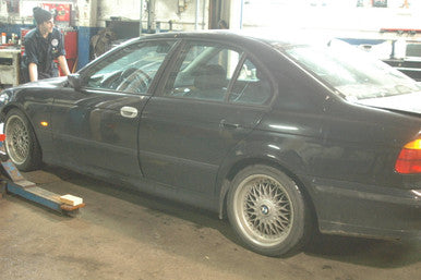 DISMANTLED - e39 BW60385 Sedan C BMW E39 540i 5 Series  BW60385 Jan 1998 M62 V8 AUTO