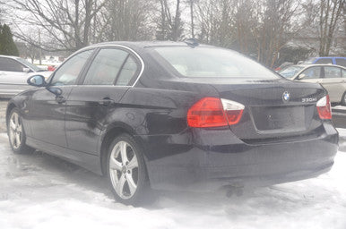 DISMANTLED - E46 KL51320 Sedan CH KL51320 BMW E90 330xi 4 DR  BUILT NOV 2005 N52 6 CYL 6 SPEED MANUAL AWD Monaco-blau Metallic