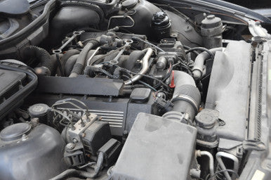 DISMANTLED-  BMW e39 540i M Package Sedan April 2001 V8 M62 AUTO Black on Black GM72411 HIT Euro All Parts GM72411- B
