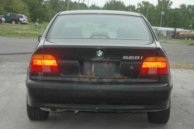DISMANTLED - E39 GU00624 Sedan V BMW e39 528i  built March 1999 6 CYL M52 Auto GU00624 (1995 to 2003)