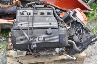 DISMANTLED - E46 FT02101 Sedan V FT02101 BMW E46 330i  M54 AUTO BUILT APRIL 2001 Titan-silber