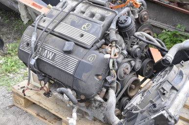 DISMANTLED - E46 FT02101 Sedan V FT02101 BMW E46 330i  M54 AUTO BUILT APRIL 2001 Titan-silber
