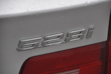 DISMANTLED - E39 BV60288 Wagon V BMW e39 528i  M52 6 Cyl Silver on Gray