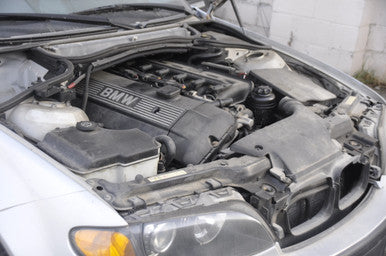 DISMANTLED - E46 pd01082 Sedan pd01082 BUILT SEPT 2003 E46 325i  FACELIFT M54 2.5L 5 SPEED Titansilber Metallic