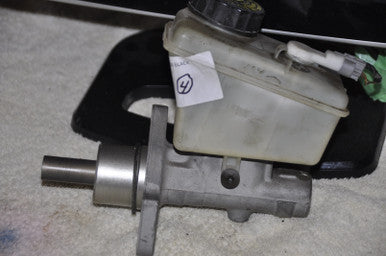 0) BMW 34311165582 Master Cylinder (New) Fits: 323Ci 2000 E46 & Other Listed Vehicles Euro All Parts