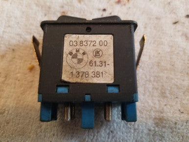 0) 48 DH BMW OEM 61311378381 LK 03837200 USED SEAT LUMBAR SUPPORT SWITCH E32 E34 1378381 Euro All Parts