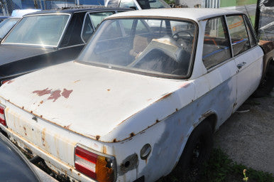 DISMANTLED V BMW e10 2002 Built July 1974 M10 4cyl 4spd manual 2362205 Euro All Parts