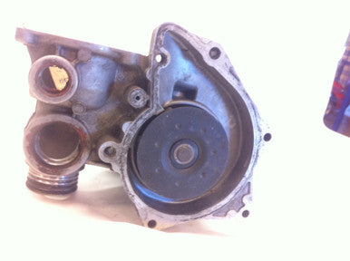 0) BMW OEM 11511742596 USED WATER PUMP 535I 92 E34 6 cyl Euro All Parts
