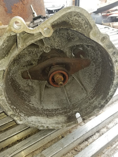 1) D BMW 23007565853 OEM Used MANUAL TRANSMISSION 5 SPEED GETRAG GS6-37BZ - TJEP 1069401065 23-00-7-565-853 23007565853 fits: E87 E90 E91 E92 E60 E61 Euro All Parts