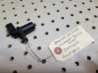 0) BMW OEM 12141742629 USED CRANK POSITION SENSOR E36 328i 98 3 Series Euro All Parts