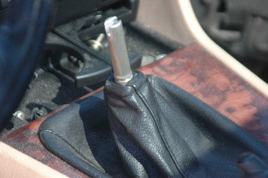 DISMANTLED - e39 BV93005 Sedan S BMW e39 540i 5 Series V8 M62 Manual Nov 1997 BV93005 Black on Black and tan