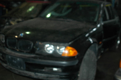 DISMANTLED - E46 fr06345 Sedan V BMW e46 328i  Built Dec 1998 M52 6 cyl fr06345 Auto Hit both front doors