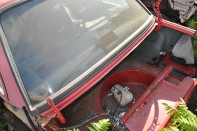 DISMANTLED V BMW e30 325e 2 DR COUPE 6 Cyl M20 Built June 1986 5 SPD MANUAL Red Rear Cut 9691477 Euro All Parts