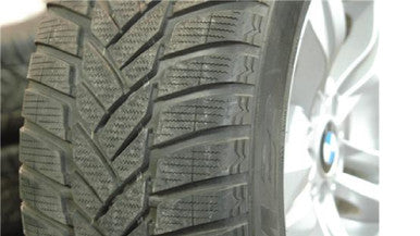 0) BMW 36116791480 RIM USED 17 IN OEM Rim and Wheel Set 10 Spoke Pirelli Tire 225_45_R17 91 H rated E90 323i 328i 328xi 6791480 Euro All Parts