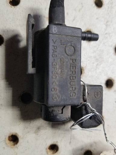 0) BMW OEM 11741742712 USED ELECT VACUUM VALVE 323I 0 E46 Euro All Parts